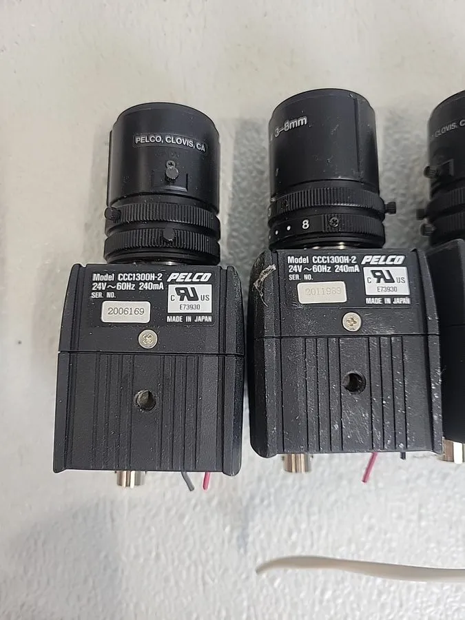 Камера Pelco CCC1300H-2 CCTV Color Video Box Camera Good Condition — фото лота 2