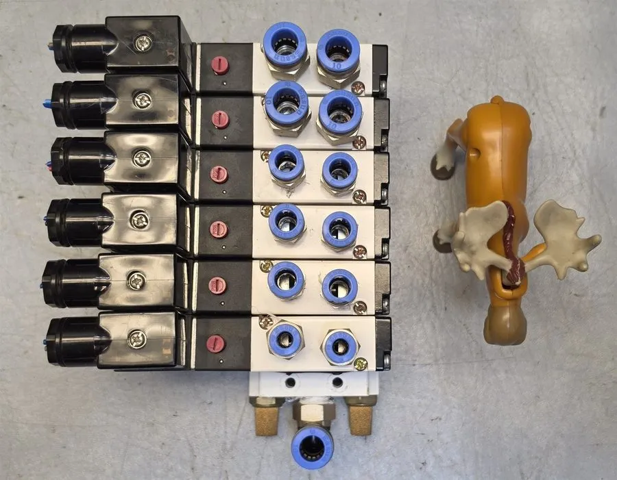 Пневмораспределитель AIRTAC 4V210-08 5/2-Way G1/4 Pneumatic Directional Valve 24