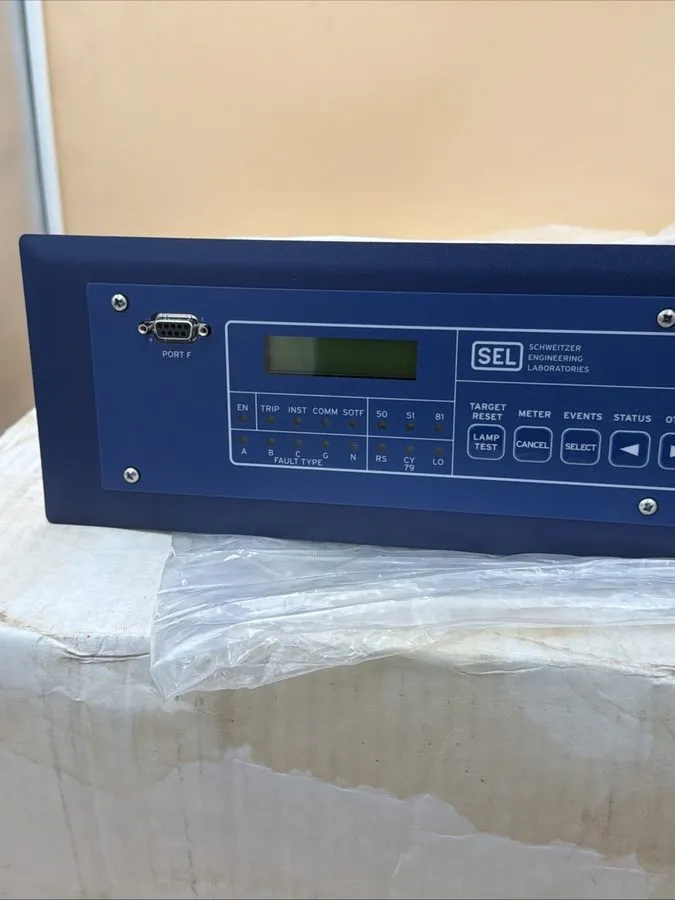 Реле защиты SCHWEITZER ENGINEERING SEL 0351A030X4A54X1 PROTECTION RELAY SEL-351A