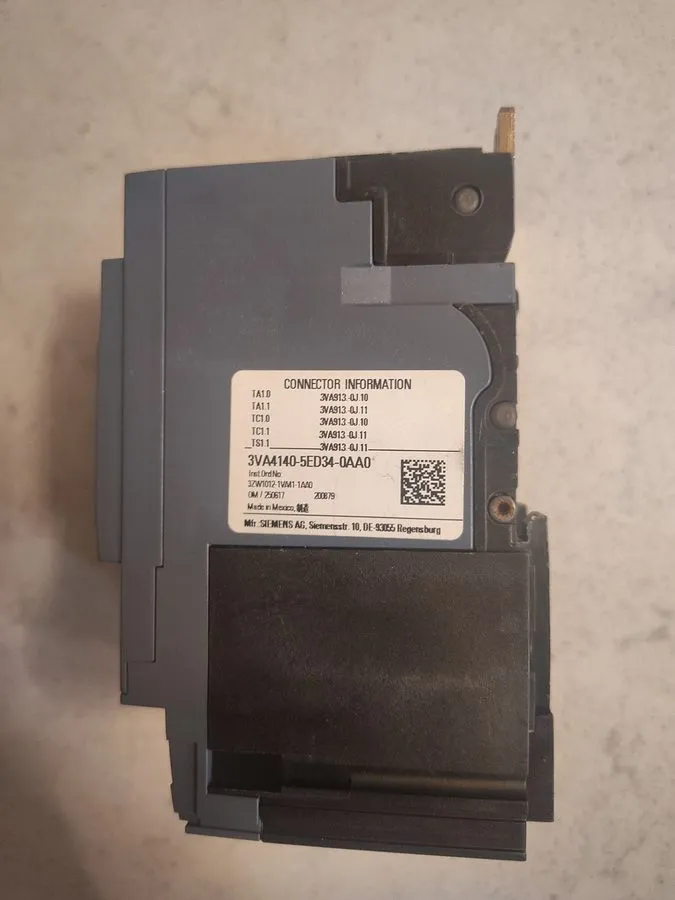 Автоматический выключатель Siemens 3VA4140-5ED34-0AA0 Circuit Breaker 40A 3-Pole