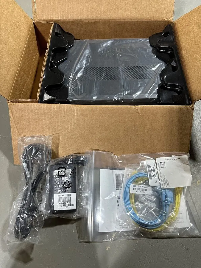 Маршрутизатор Cisco 881W 4-Port 10/100 Wireless N Router (C881W-A-K9)