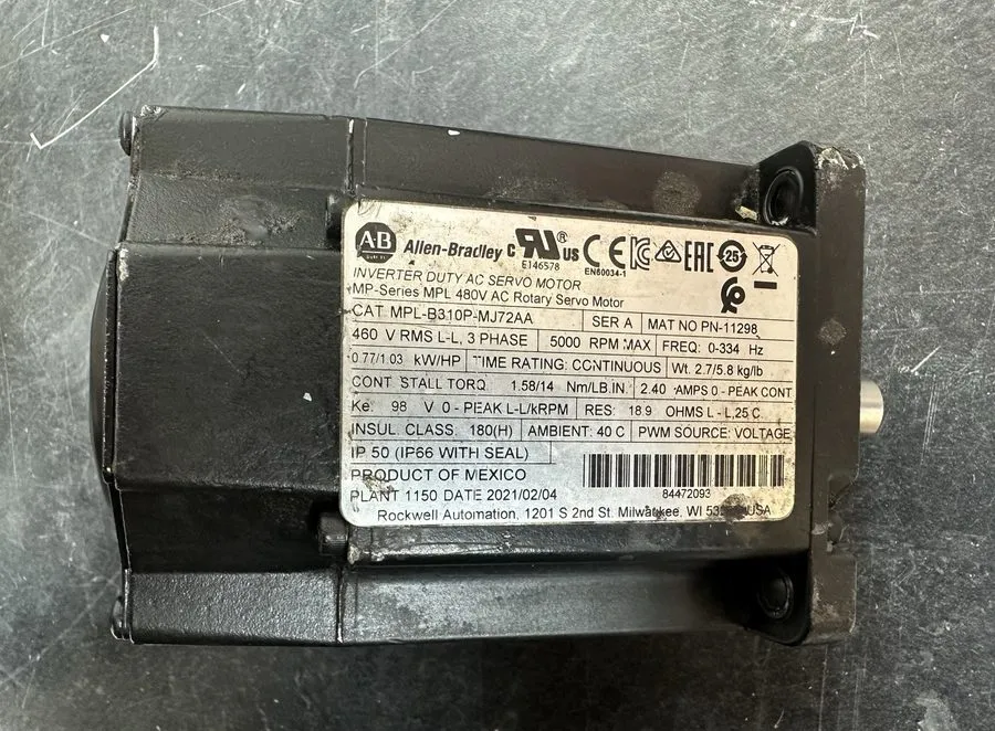 Серводвигатель Allen Bradley MPL-B310P-MJ72AA /A 460V 5000RPM Frame 3 1.58Nm Ser