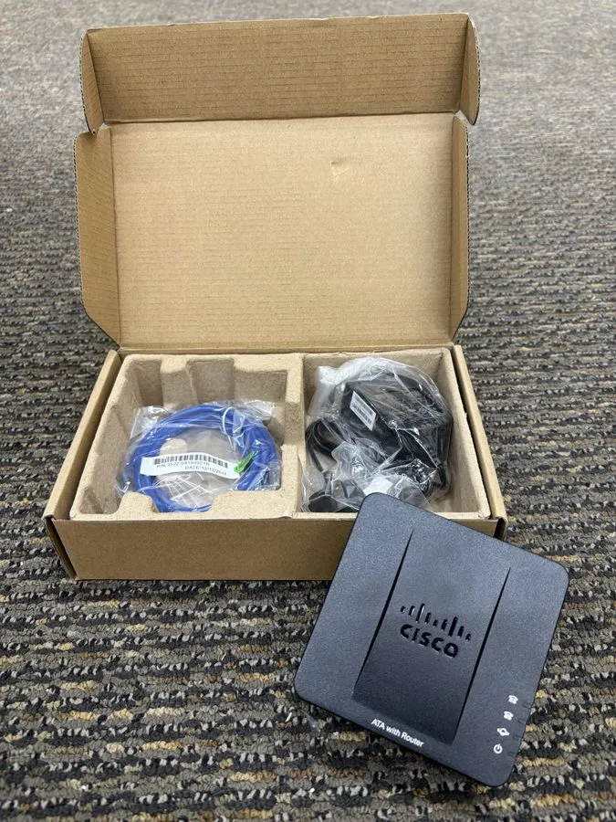 Cisco Small Business SPA122 1 Port 10/100 Wired Router