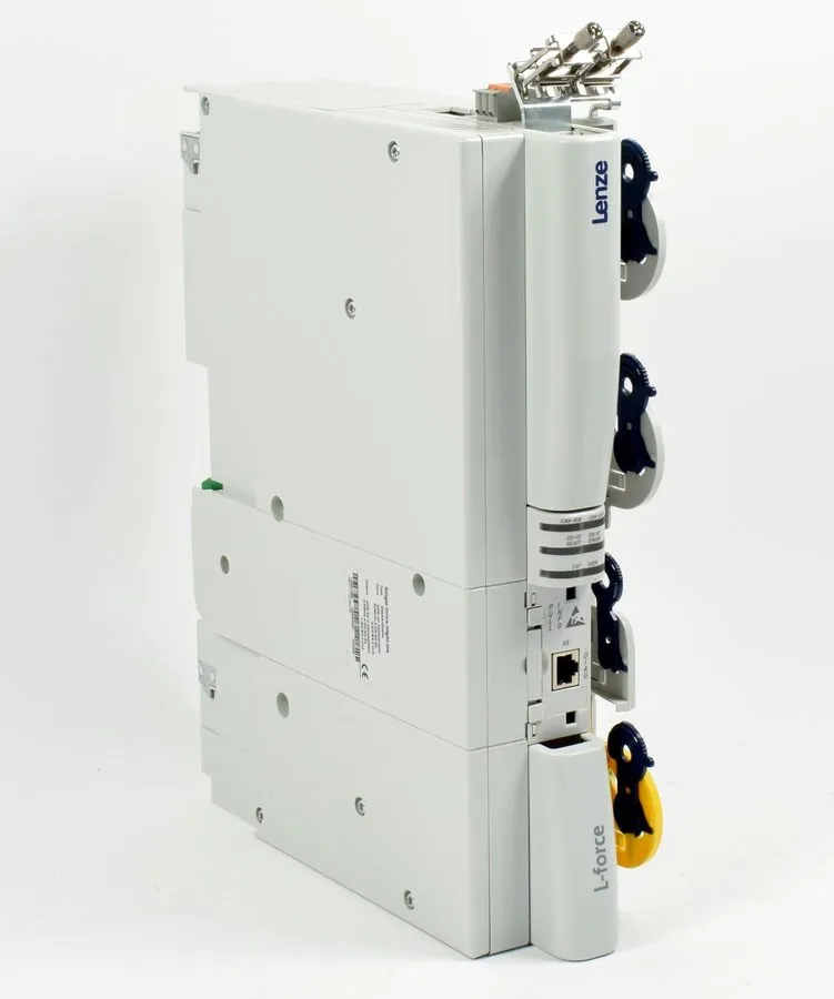 Сервопривод Lenze E94ASHE0044 Servo Drive