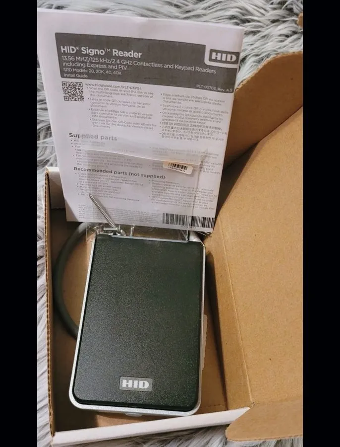 Оборудование видеонаблюдения HID Signo 40 Black er, 40NKS-01-000000, Seos Profil — фото лота 1