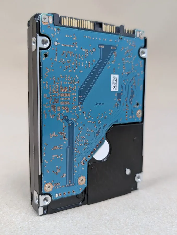 Жёсткий диск WPJY9 DELL TOSHIBA AL13SXL600N 600GB 6Gbs 15K 3.5'' SAS HDD W348K W