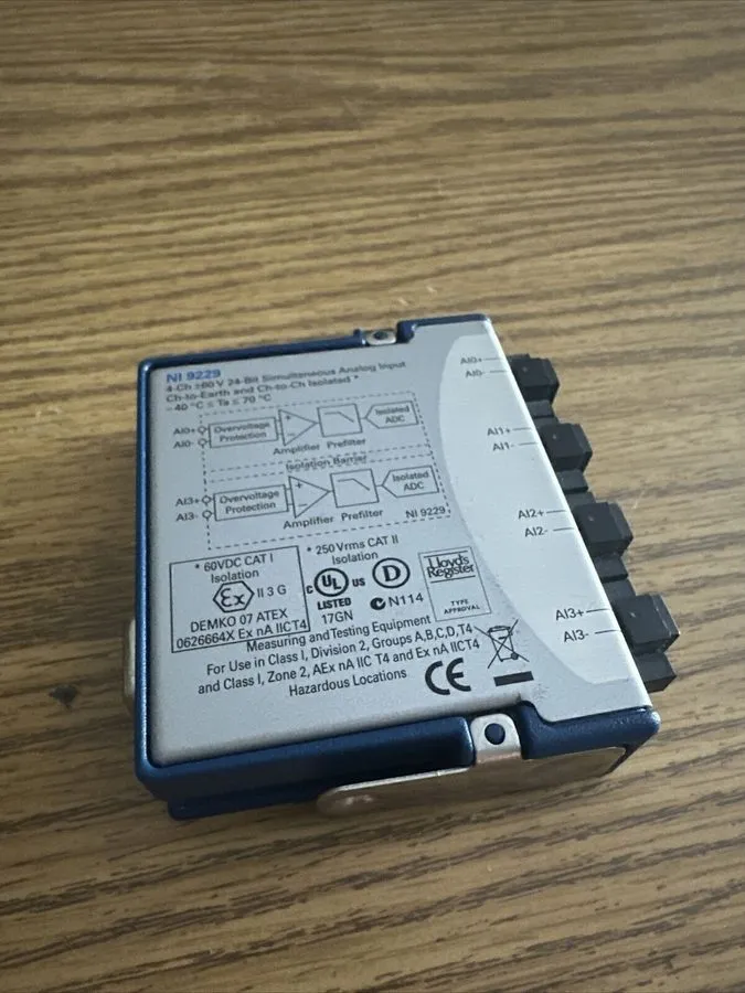 Модуль ввода-вывода National Instruments NI 9229 Analog Input Module NI-9229 779