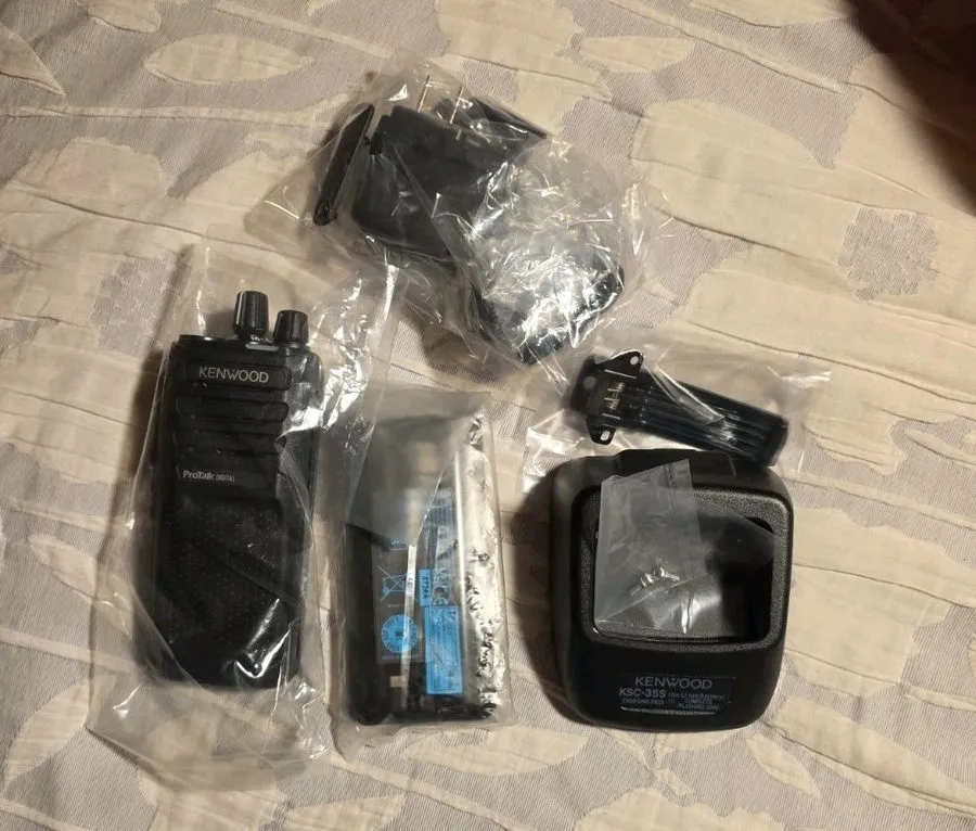 Радиостанция Kenwood NX-P1300NUK Digital NXDN/Analog UHF Two-Way Radio 5W 16-Ch 