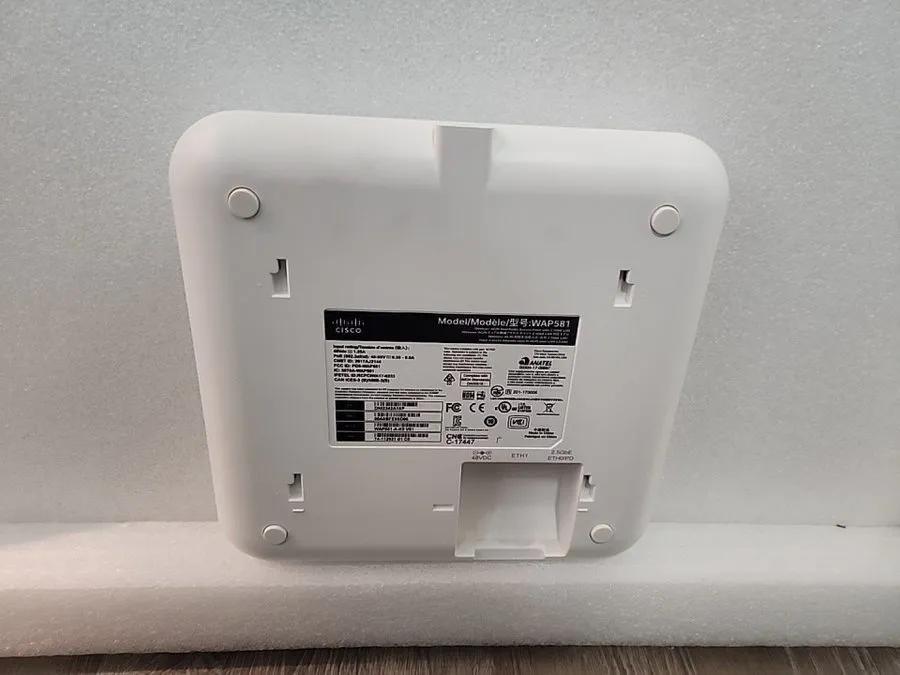Точка доступа Wi-Fi Cisco WAP581-A-K9 Wireless-AC Dual Radio Wave 2 Access Point — фото лота 1