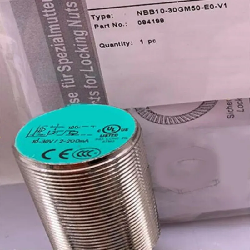 Датчик приближения PEPPERL+FUCHS NBB10-30GM50-E0-V1 Proximity switch sensor