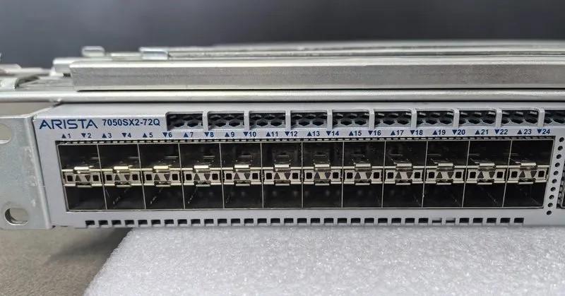 Коммутатор Arista DCS-7050SX-72Q-F 48xSFP+ 6x40GbE QSFP+ switch — фото лота 2