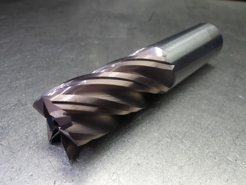 Режущий инструмент Kyocera/SGS 1" 5 Flute Carbide CR Endmill 1" Shank .12" R 385