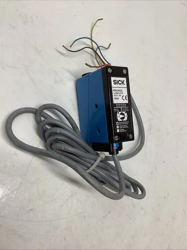 Фотоэлектрический датчик SICK NT6-04022 Photoelectric Sensor. U-789 — фото лота 1