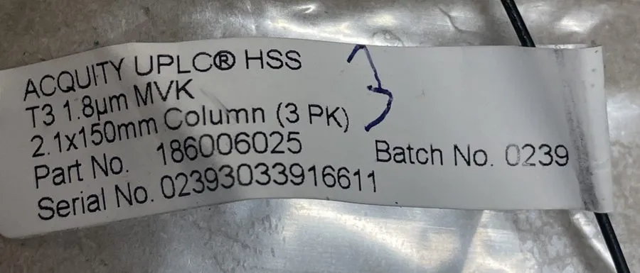 Хроматографическая колонка Waters Acquity UPLC HSS T3 1.8 µm MVK 2.1 x 150 mm HP — фото лота 1