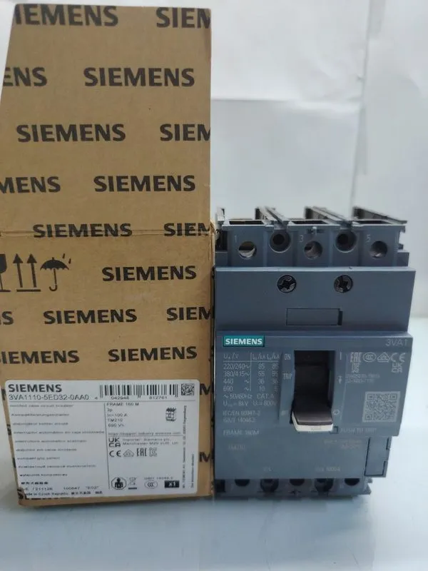 Автоматический выключатель Siemens circuit breaker 3VA1110-5ED32-0AA0 — фото лота 1