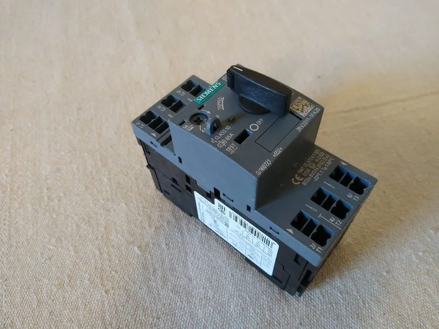 Автоматический выключатель SIEMENS SIRIUS 3RV2011-1FA20 3P 3.5-5A Motor Protecti