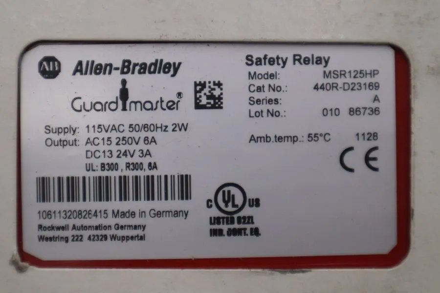 Реле безопасности ALLEN-BRADLEY 440R-D23169 MSR125HP SAFETY RELAY 115VAC 2NO