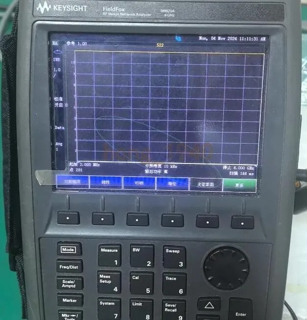 Анализатор цепей Keysight/ AGILENT N9923A FIELDFOX RF VECTOR NETWORK ANALYZER 6G