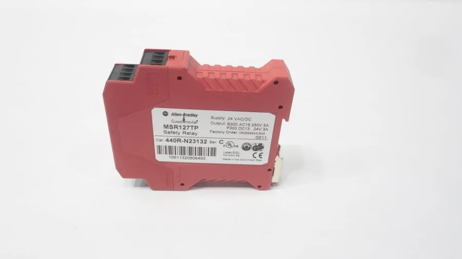 Реле безопасности Allen-Bradley 440R-N23132 MSR127TP Safety Relay 24VAC/DC Ser B