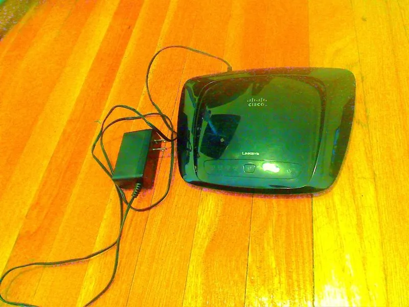 Маршрутизатор Linksys WRT610N 270 Mbps 4-Port Gigabit Wireless N Router — фото лота 2