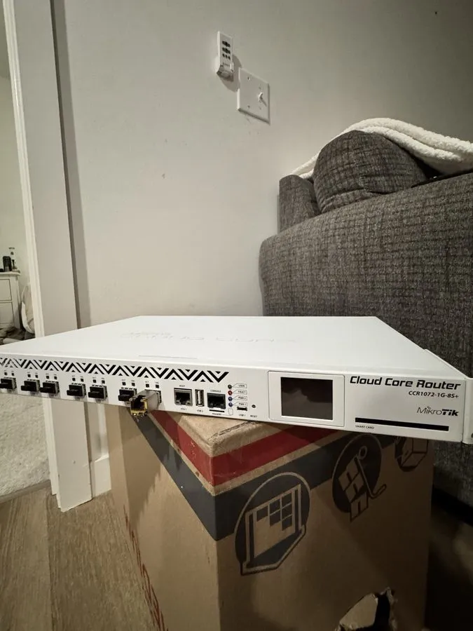 Маршрутизатор MikroTik CCR1072-1G-8S+ Cloud Core Router 72-Core 16GB 8x 10G SFP+ — фото лота 2