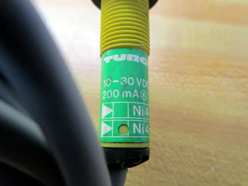 Датчик приближения TURCK Proximity switch sensor NI4-M12-AN6X