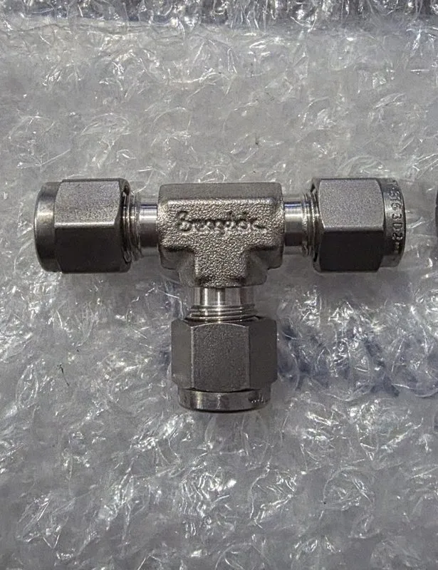 Фитинг Swagelok SS-400-3 Stainless Steel Swagelok Tube Fitting FNSP