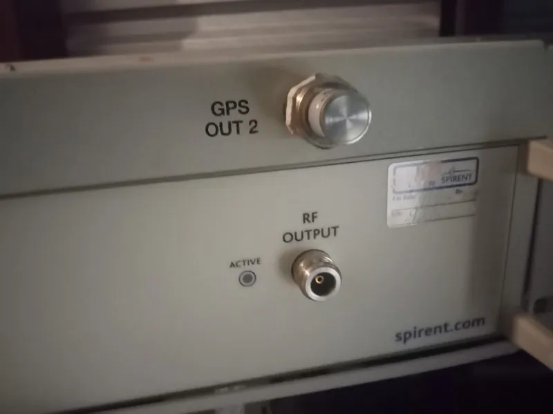 Тестер Spirent GSS6560 : Multi-Channel GPS/SBAS Simulator — фото лота 2
