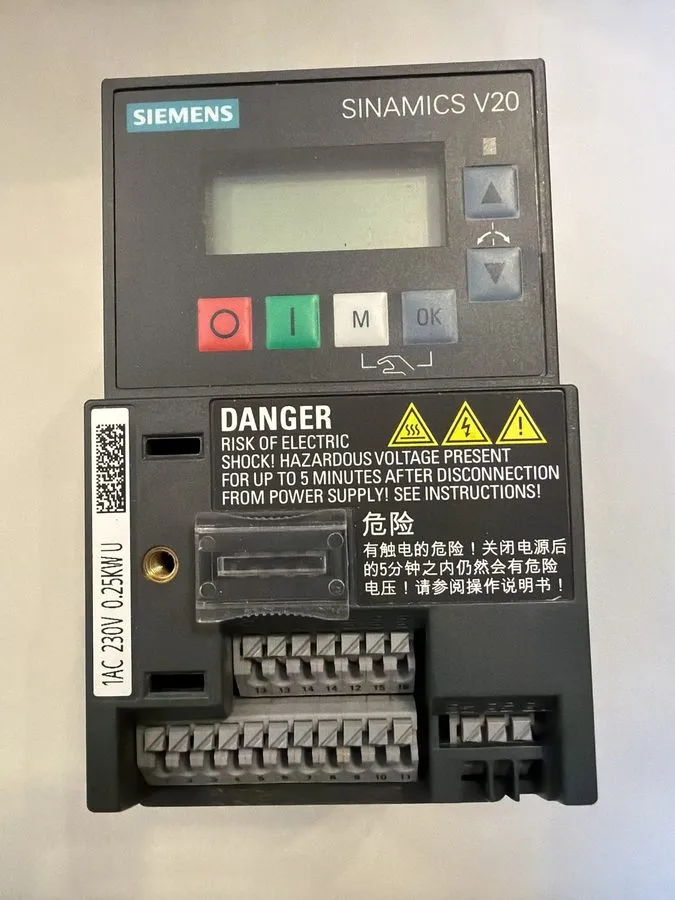 Частотный преобразователь Siemens Sinamics V20 6SL3210-5BB12-5UV1 in Unopened Bo — фото лота 1