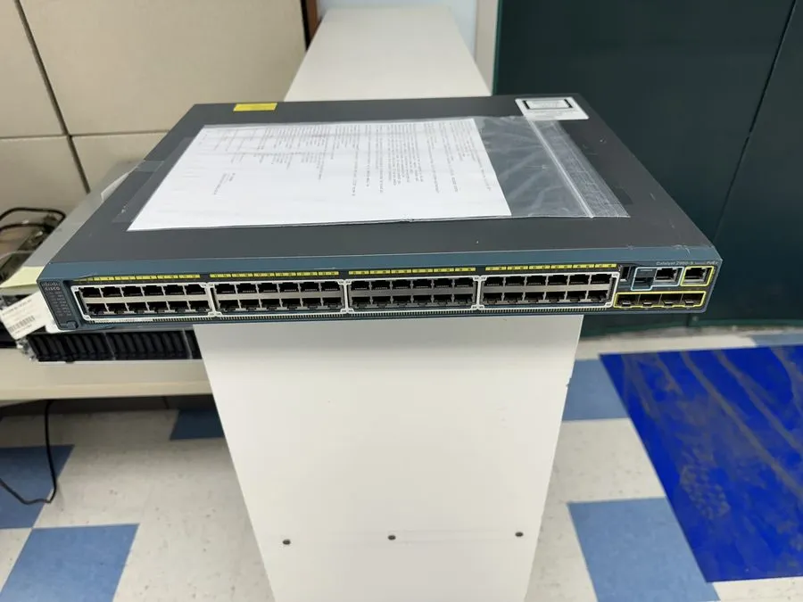 Коммутатор Cisco Catalyst 2960-S 48 port Gigabit Switch PoE+ 370W WS-C2960S-48LP