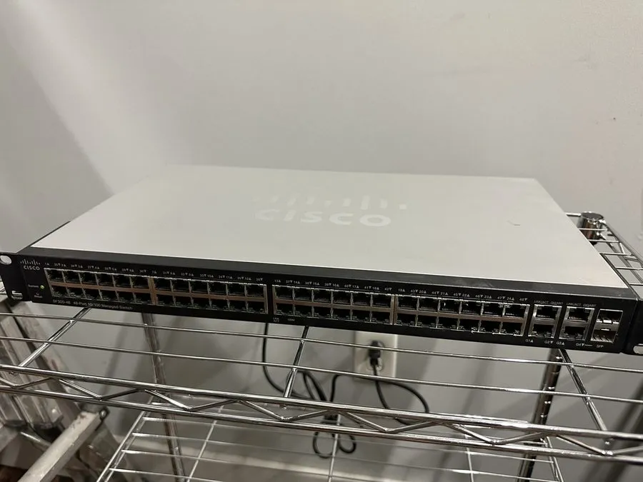 Коммутатор Cisco SF300-48 SRW248G4 K9 V02 48 Port Managed Switch