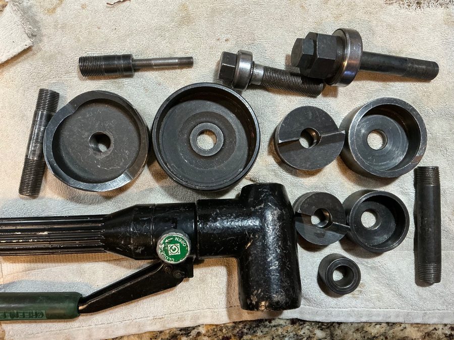 Электрооборудование GREENLEE 79045B HYDRAULIC PUNCH DRIVER QUICK DRAW 90 KNOCKOU — фото лота 2