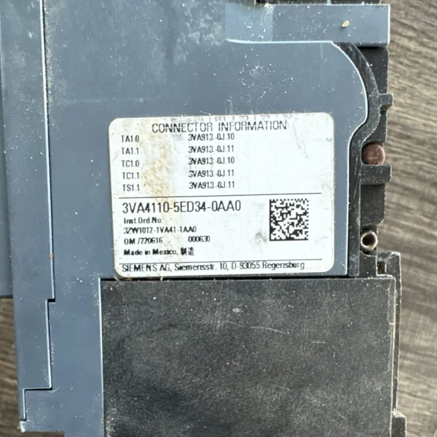 Автоматический выключатель SIEMENS 3VA4110-5ED34-0AA0 CIRCUIT BREAKER 3P 100A 48
