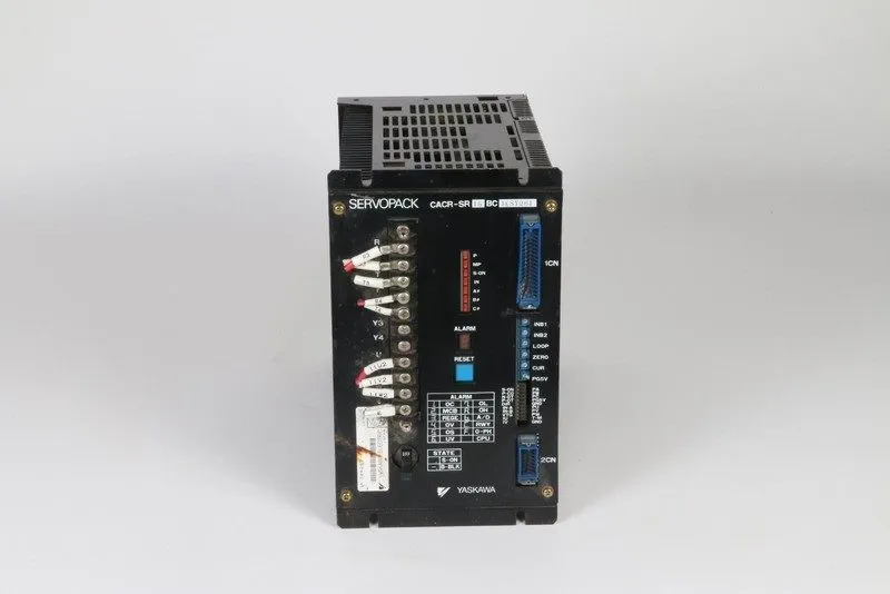 Сервопривод Yaskawa CACR-SR15BC1KSY261 Servopack AC Servo Drive — фото лота 2