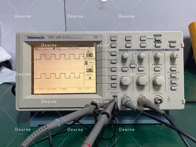 Осциллограф Tektronix TDS220 100M Oscilloscope