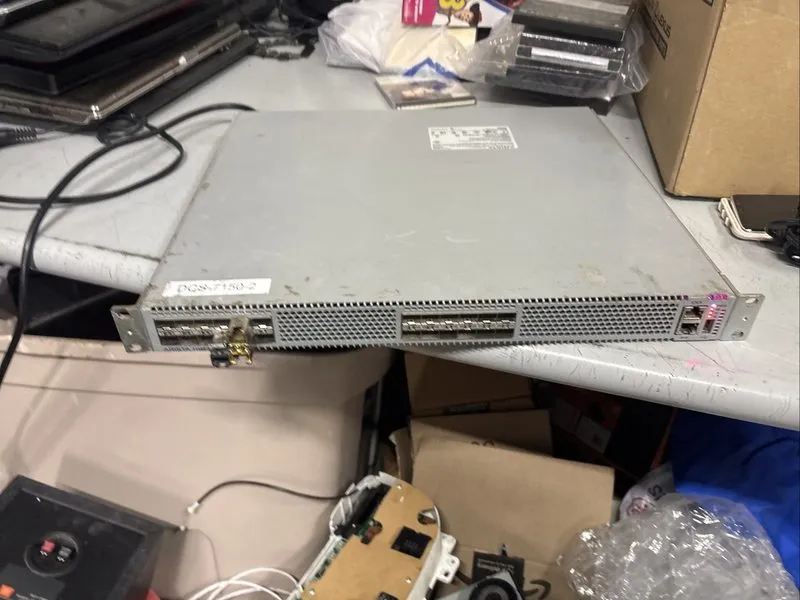 Коммутатор DCS-7150S-24 Arista 24-Port 10G SFP+ Switch B020