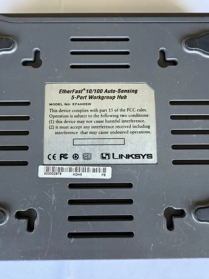 Коммутатор Linksys EtherFast (EFAH05W) ver. 2.0 5-Ports External Hub — фото лота 2