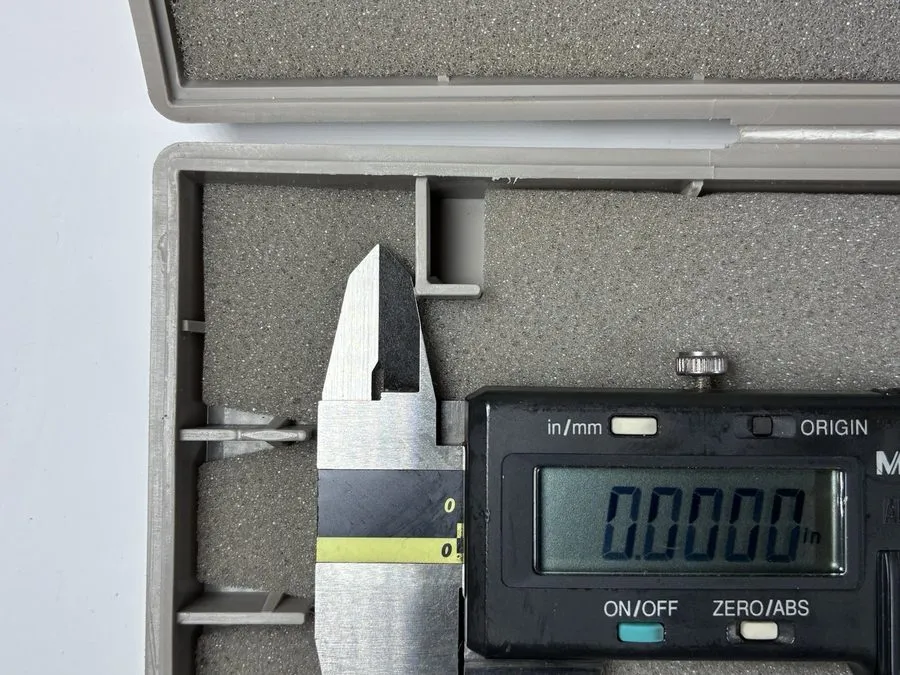Штангенциркуль Mitutoyo 12” Digital Caliper 500-193 CP Heavy Duty .150” Thick St — фото лота 2