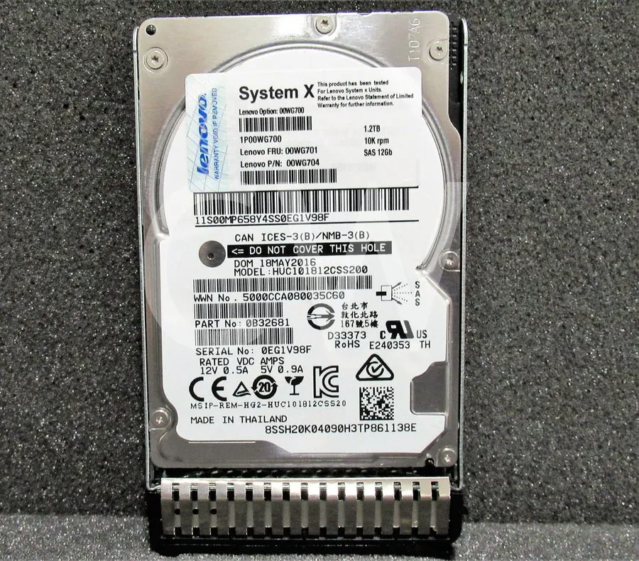 Жёсткий диск Lenovo 1.2TB 00WG700 00WG701 00WG704 10K 12Gbps SAS 2.5" G3HS HDD
