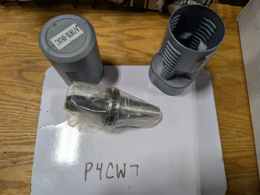 Режущий инструмент CAT40-SLN 1" End Mill Holder w/thru coolant pull tab