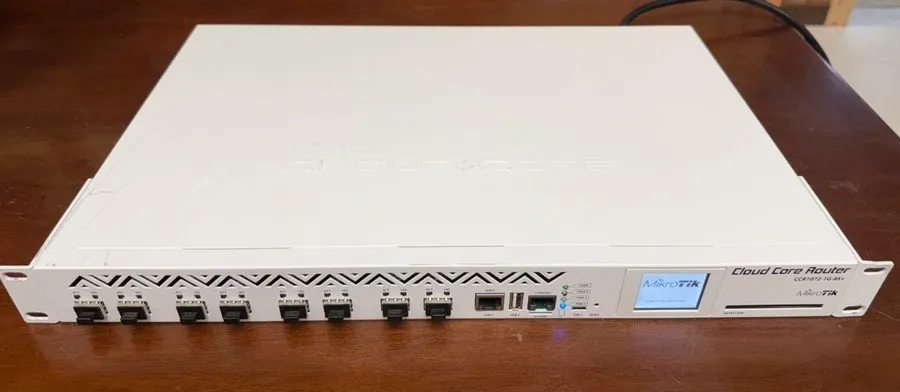 Маршрутизатор MikroTik CCR1072-1G-8S+ Cloud Core Router 72-Core 16GB 8x 10G SFP+ — фото лота 1