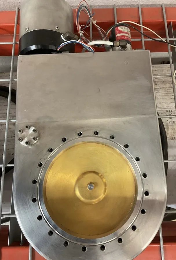 Клапан Thermionics Labs A1500 Vacuum Angle Valve w/ Humphrey 062-4E1-36 — фото лота 1