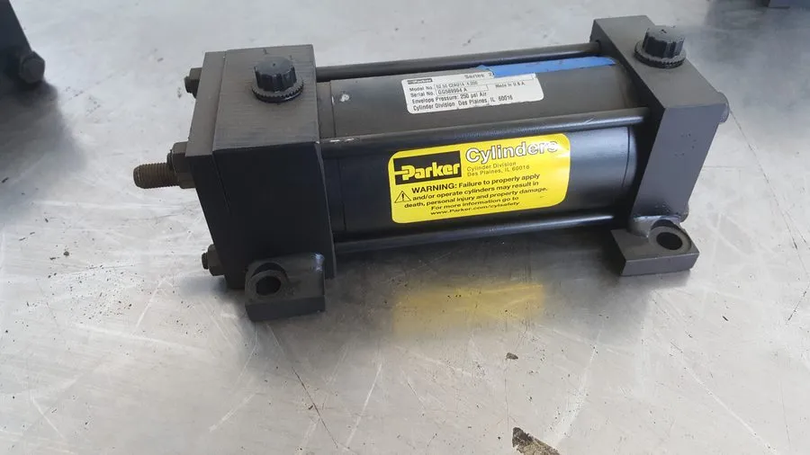 Пневмоцилиндр Parker Series 2A 03.25 C2AU14 6.500 250 Psi Air Pneumatic Cylinder