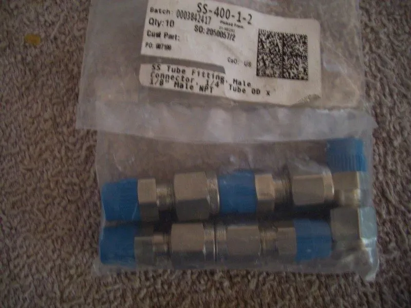 Фитинг Swagelok SS-400-1-2, 1/4 M TUBE X 1/8 M NPT, 316 SST Tube/Pipe Fitting