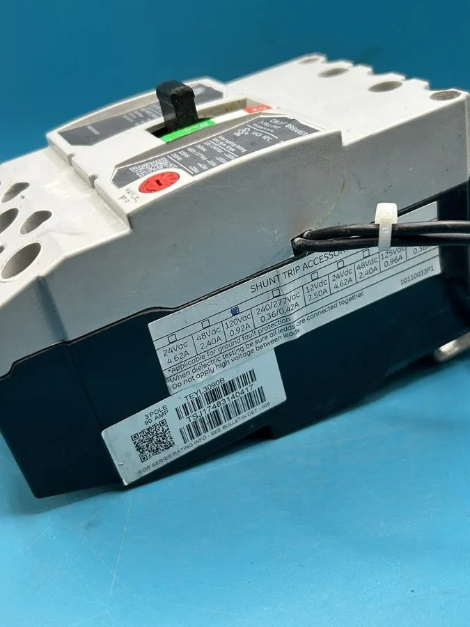 Автоматический выключатель GE TEYL3090B 480V Circuit Breaker With Shunt Trip