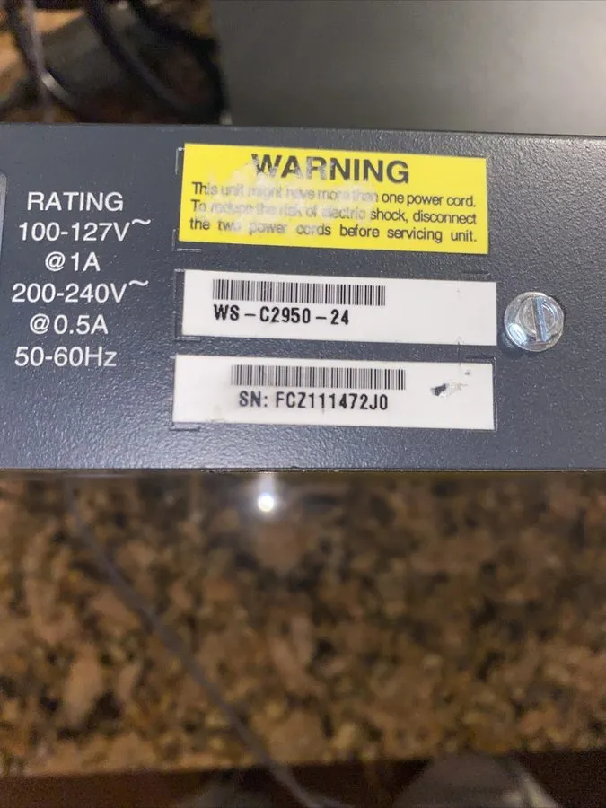Коммутатор Cisco Catalyst 2950 Series (WS-C2950-24) External Switch w/ 24 Ports