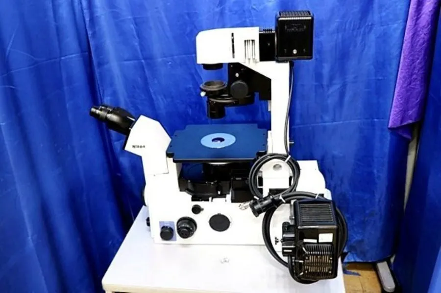 Микроскоп Nikon Eclipse TE2000-U Inverted Fluorescence Microscope Power On 100V