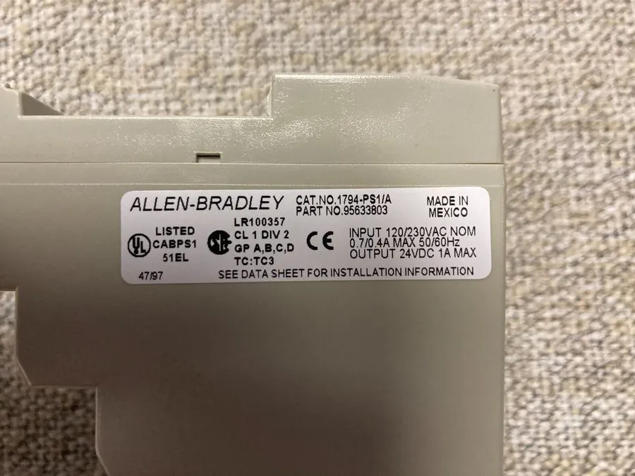 Блок питания Allen-Bradley, 1794-PS1/A 24vdc 1A Power Supply, DIN Rail Mounting — фото лота 1