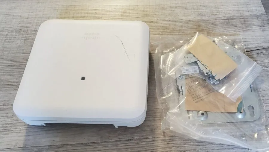 Точка доступа Wi-Fi Cisco AIR-AP1852I-B-K9 Aironet 1852i WiFi Access Point 802.1