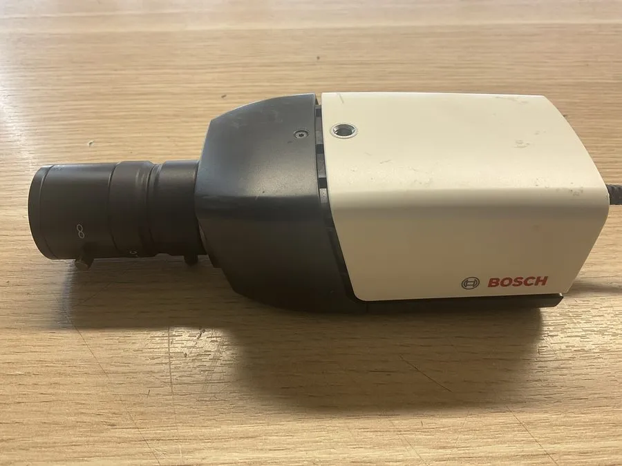 Камера Bosch NBC-225-P Dual H.264 IP Box Network Camera/JUA333 — фото лота 2